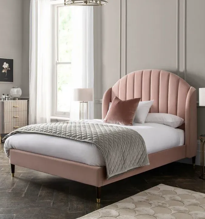Belgravia Scalloped Velvet Bed